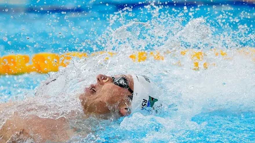 Coetze Shatters 50m Backstroke Short-Course World Record in Tashkent