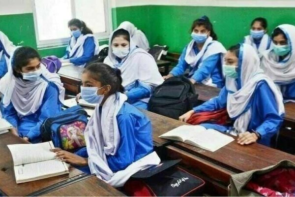 پنجاب کے تعلیمی ادارے آج معمول کے مطابق کھلے رہیں گے، جعلی نوٹیفکیشن مسترد