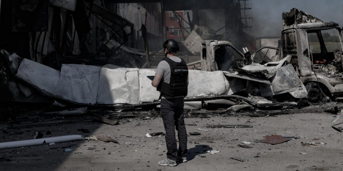 Russian Glide Bomb Kills at Least 30 Civilians in Kramatorsk Bus Strike