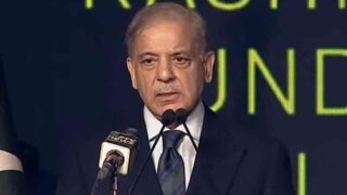 Pakistan PM Shehbaz Sharif Offers Dialogue to PTI, Calls for End to Long March