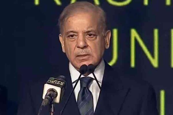 وزیراعظم شہباز شریف کا پی ٹی آئی کو مذاکرات کی پیشکش، لانگ مارچ اور دھرنے ختم کرنے کی اپیل