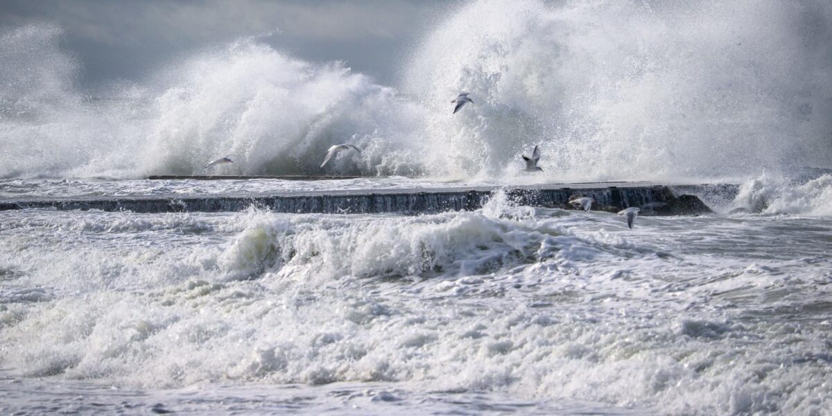 Storm Boleo Bears Down on Northern France as Pas-de-Calais Faces Flood Alert