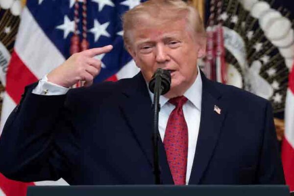 ٹرمپ کا ایران سے متعلق متنازع بیان، کیلیفورنیا پر حملے کی بات پر وضاحت جاری