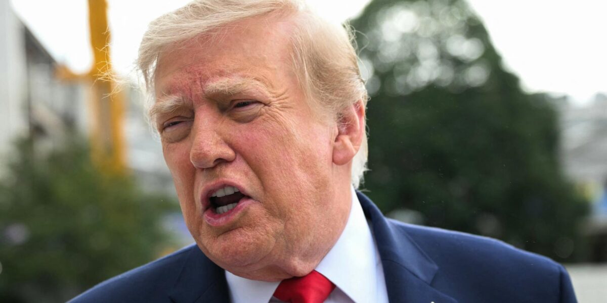 Trump Slams Zelensky as "A Shame" Over Renewed Strikes on Russian Refineries