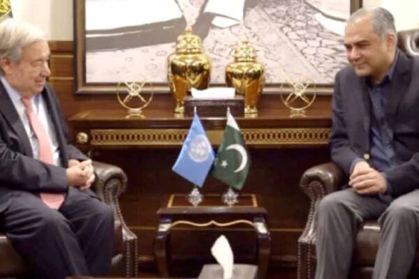 اقوام متحدہ کے سربراہ کی پاکستانی وزرا سے ملاقات، دہشت گردی اور امن مشنز پر گفتگو